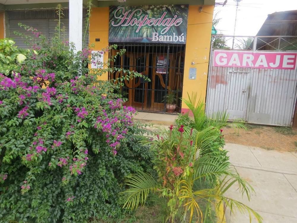 Tambopata Hostel Bambu Puerto Maldonado Esterno foto