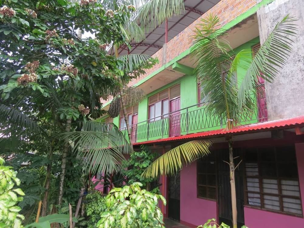 Tambopata Hostel Bambu Puerto Maldonado Esterno foto
