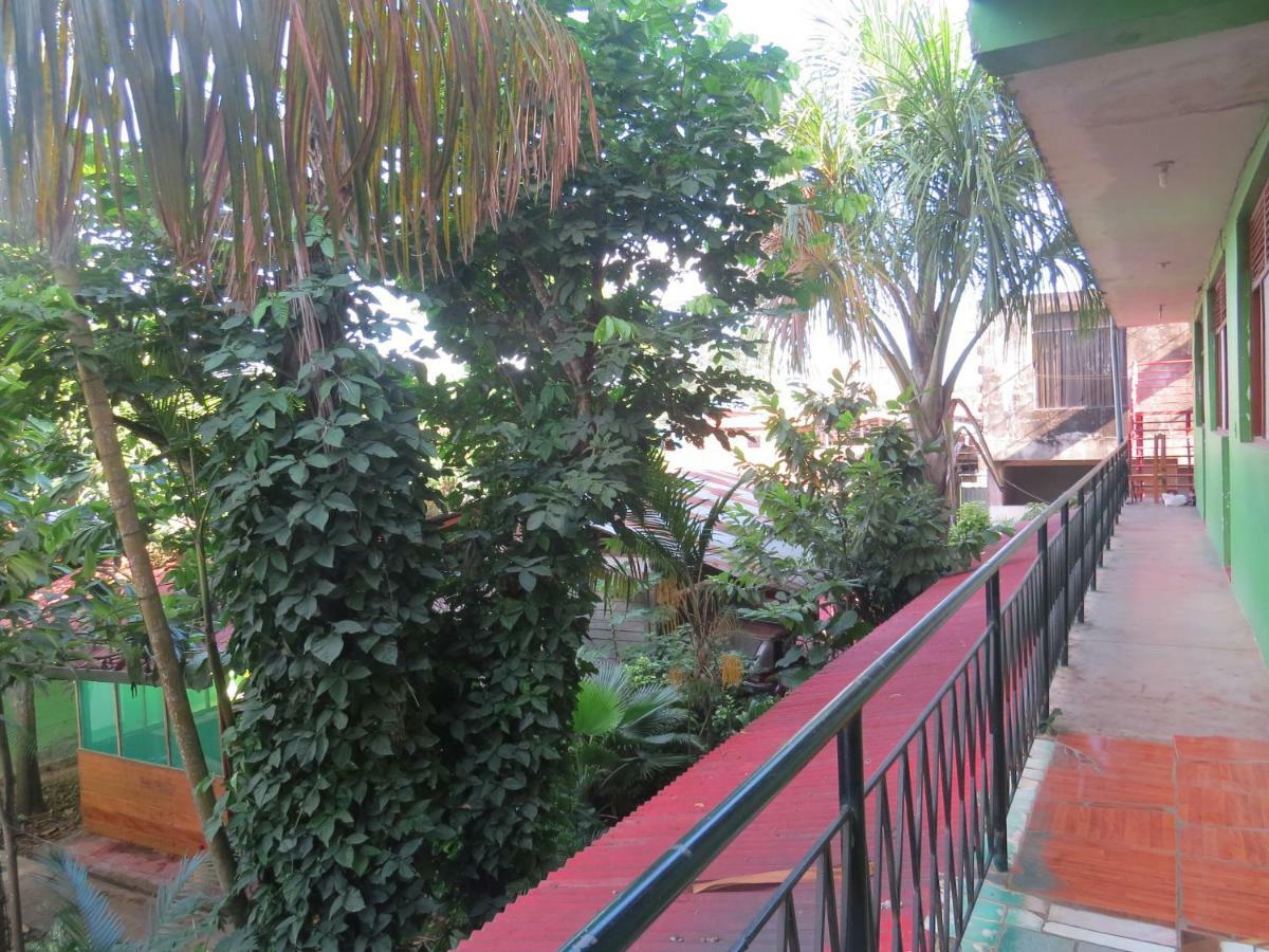 Tambopata Hostel Bambu Puerto Maldonado Esterno foto